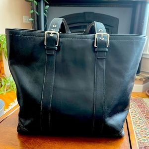Coach Legacy Hampton large zip topTote Shopper.